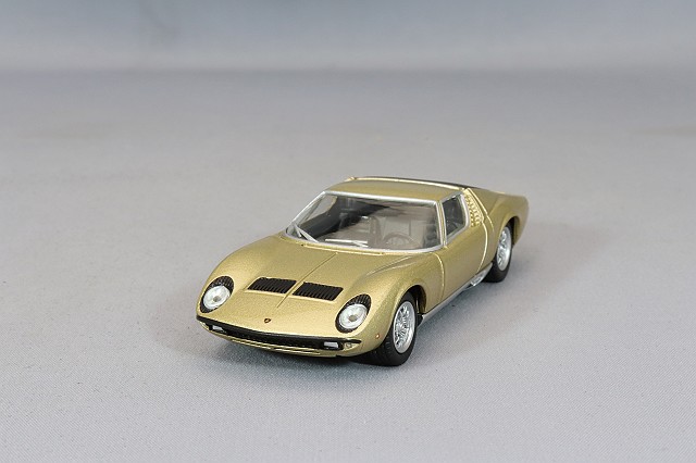 トミカリミテッドヴィンテージ 1/64 ランボルギーニ ミウラ P400 (青)