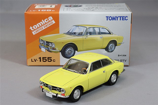 トミカリミテッドヴィンテージ 1/64 アルファロメオ GT1600 ジュニア (赤)