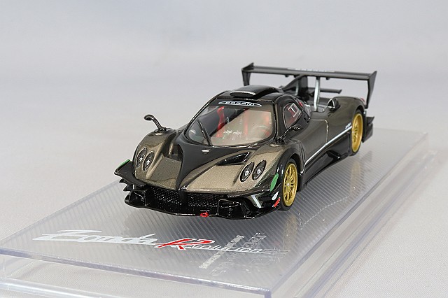 CMモデル 1/64 パガーニ ウアイラ トリコロール