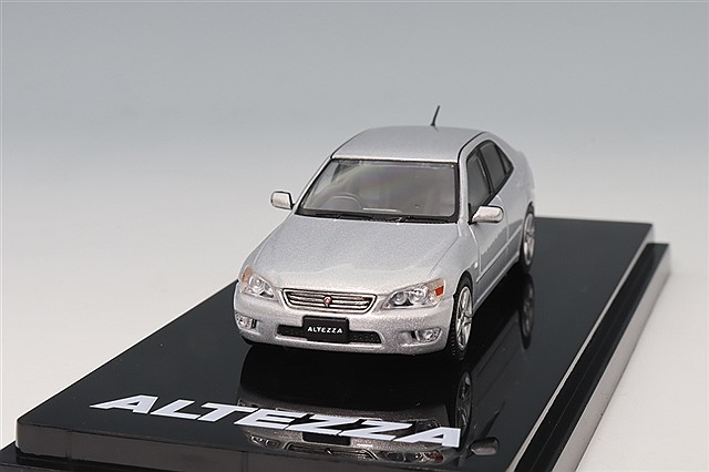 ホビージャパン 1/64 トヨタ チェイサー ツアラー V (JZX100) 1998