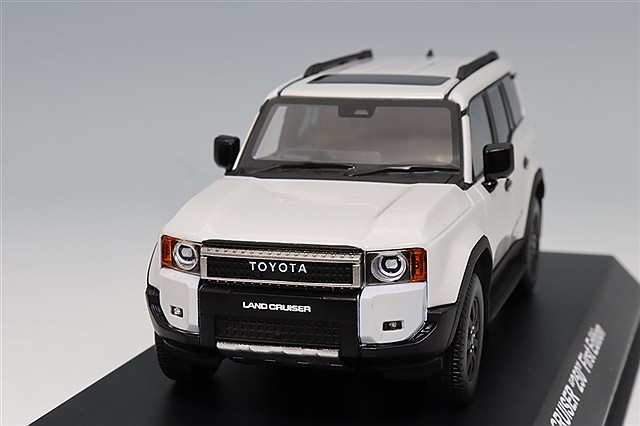 ランドクルーザー70 ホワイト 1/43スケール トヨタ ランドクルーザー70