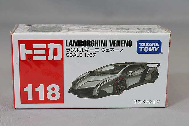 トミカ No.11 1/62 ランボルギーニ ウラカン STO