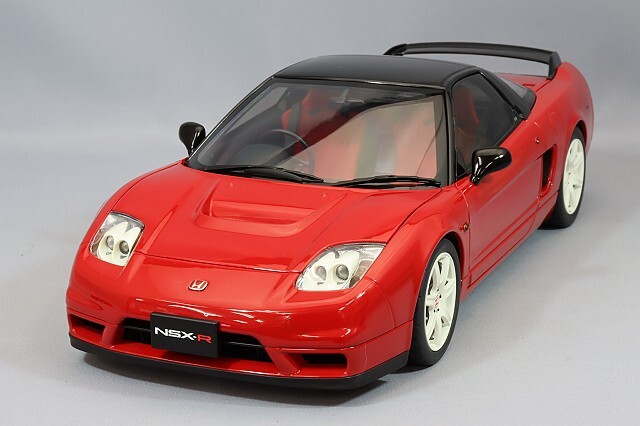 オートアート コンポジット 1/18 ホンダ NSX-R （NA2） ニュー