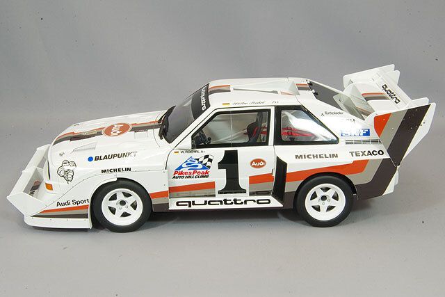 オートアート コンポジット 1/18 アウディ スポーツ クワトロ S1 1987