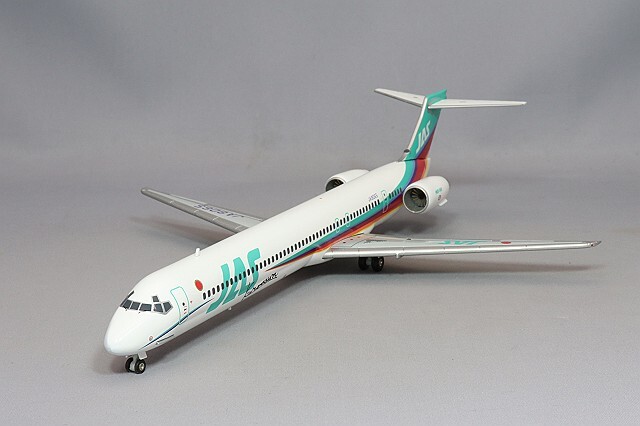 JALUX ホーガン製 1/200 マクドネルダグラス MD-90 JAS (日本エア