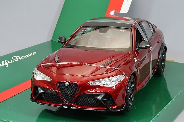 ブラゴ 1/18 アルファロメオ ジュリア GTA レッド