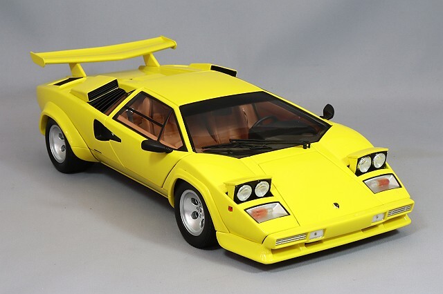 京商 1/18 ランボルギーニ カウンタック LP5000 QV イエロー
