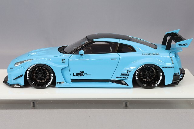 アイドロン 1/43 LB シルエットワークス GT 35GT-RR GTウィング パール