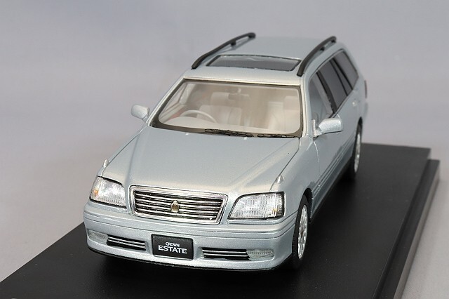 MARK43 1/43 トヨタ クラウン エステート 3.0 ロイヤルサルーン