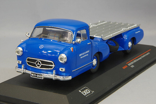 イクソ 1/43 メルセデスベンツ レーシングカートランスポーター 1955