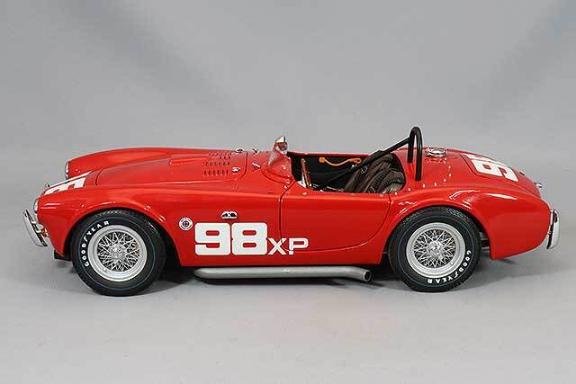 EXOTO 1/18 AC コブラ 260 ファーストレーシングカー 1962 B.クラウス