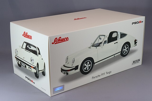 シュコー 1/18 ポルシェ 911 タルガ ホワイト ,レジン製,