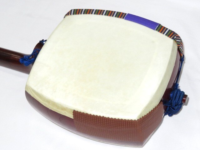 三味線・お琴の老舗 菊岡 中むら】リニューアル中古三味線本体 紅木 半