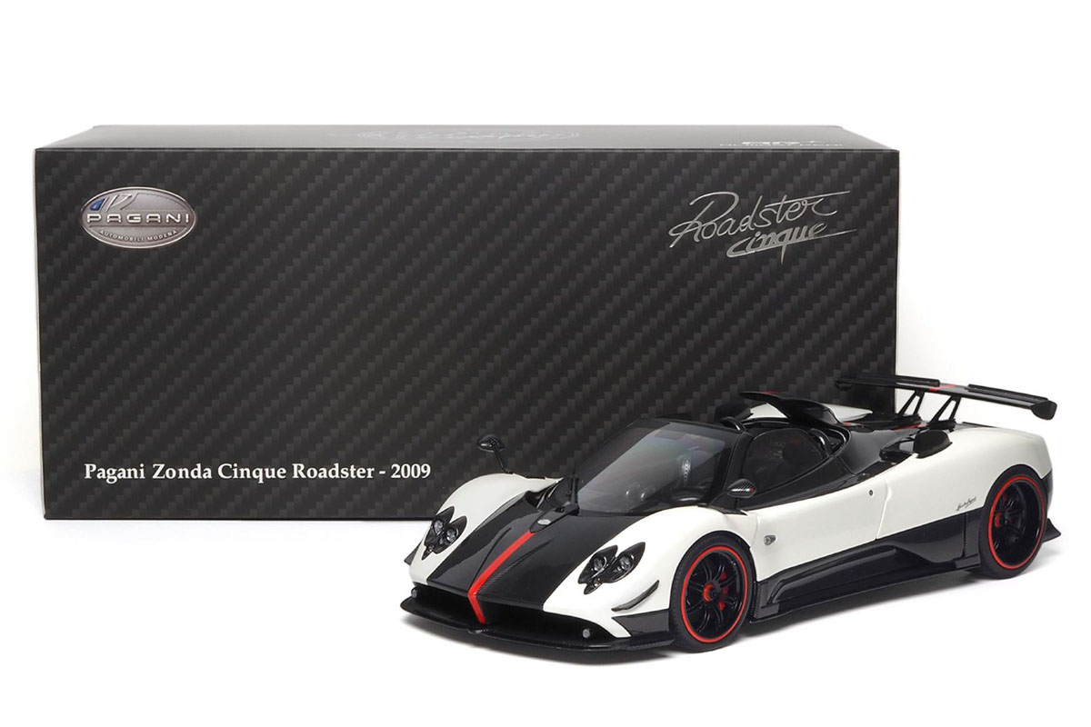 Almost Real 1/18 パガーニ ゾンダ ブラックカーボン 当日発送 Almost