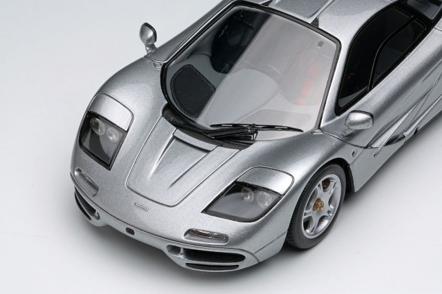 アイドロン EM748A マクラーレン F1 ロードカー 1994 マグネシウムシルバー