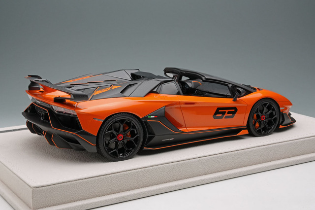 アイドロン EML030I 1/18 ランボルギーニ アヴェンタドール SVJ 63