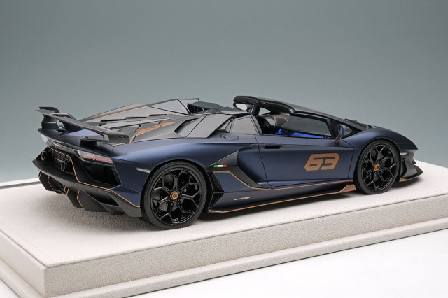 アイドロン EML030J 1/18 ランボルギーニ アヴェンタドール SVJ 63