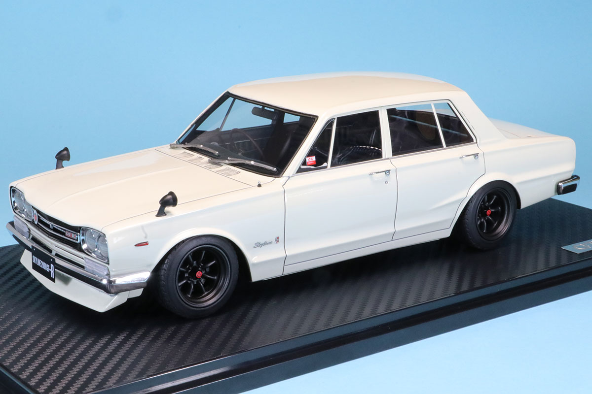 イグニッションモデル 1/18 ニッサン スカイライン 2000 GT-R KPGC10