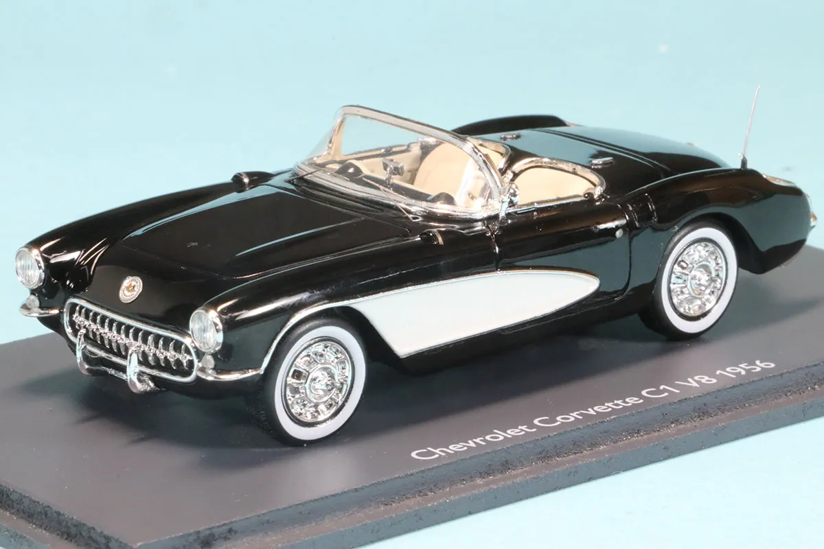 シュコー 1/43 コルベット C1 V8 1956 ブラック 43U00046 ミニカー