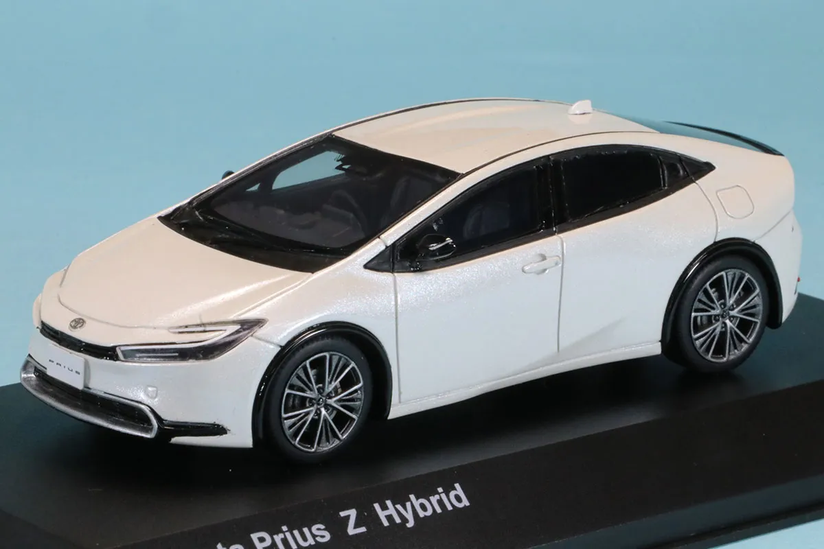 京商 1/43 トヨタ プリウス Z ハイブリッド ホワイト KSR43131W