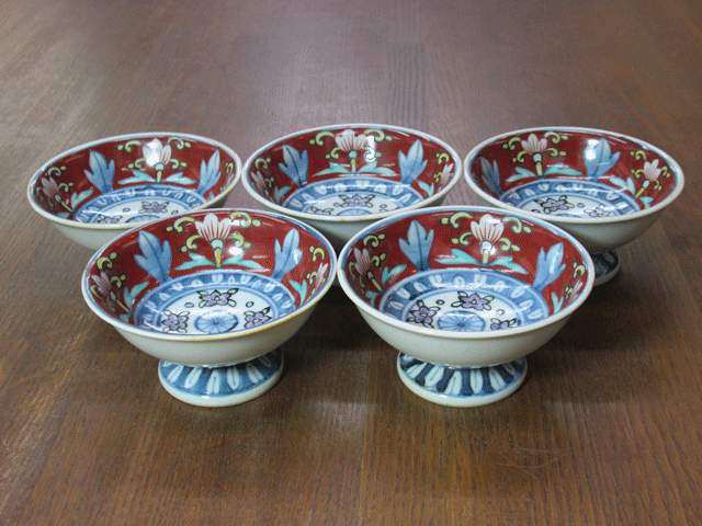 有田焼 六代 佐藤走波 染錦草花文赤濃高杯小鉢揃