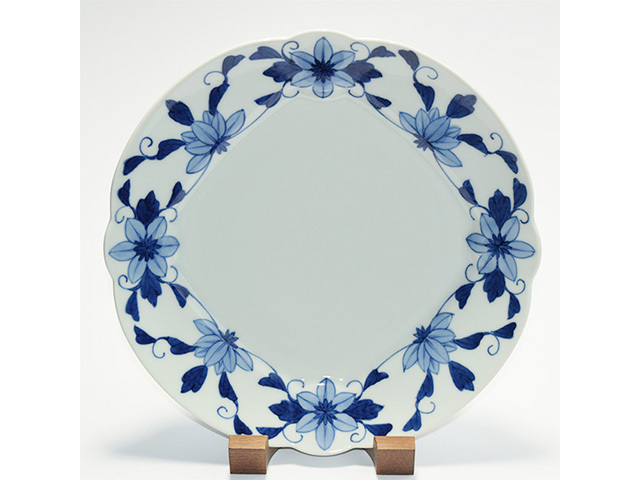 鉄線花花型皿 しん窯青花匠