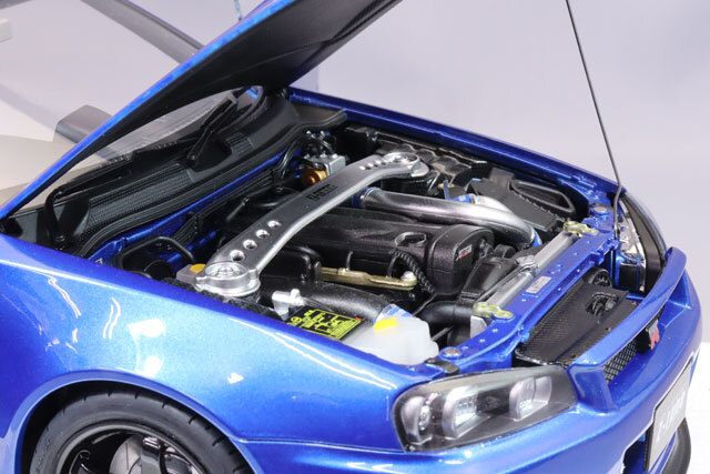 オートアート コンポジット 1/18 ニスモ R34 GT-R Z-tune ベイサイドブルー