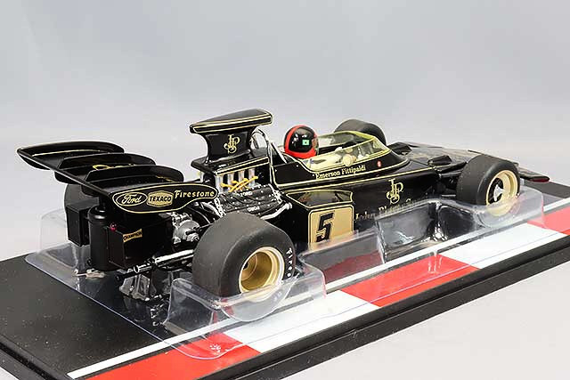 箱傷みセール 】 モデルカーグループ 1/18 ロータス 72D JPS 1972