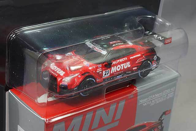 TSM ミニGT 1/64 日産 GT-R ニスモ モチュール オーテック GT-R 2021