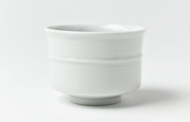 水野克俊 白磁胴紐汲出 ｜ 暮らしのうつわ花田 和食器 通販