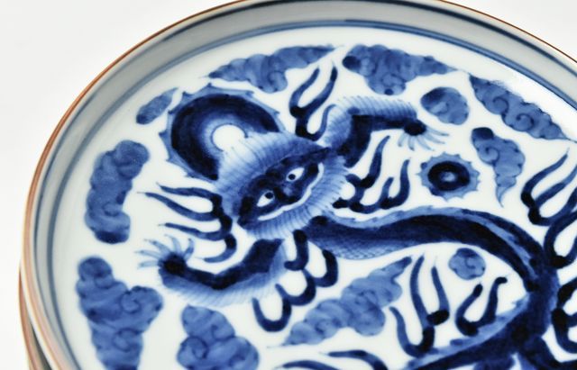 岩永浩 雲龍文突立5寸皿 ｜ 暮らしのうつわ花田 和食器 通販