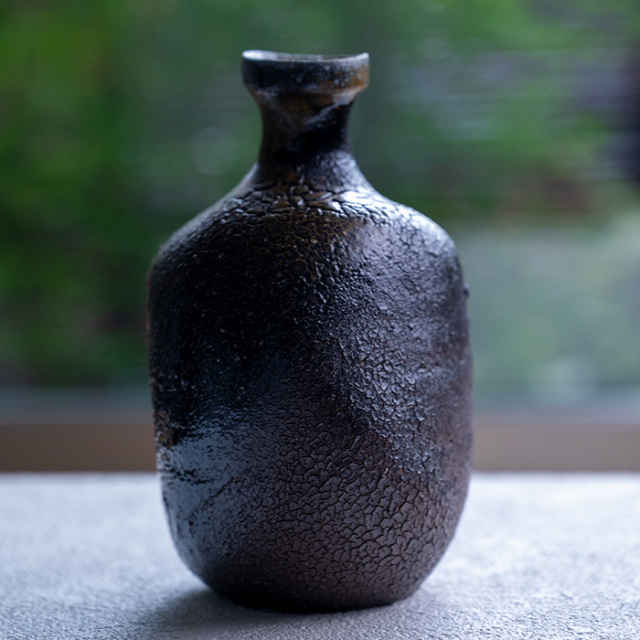 共箱付】備前焼窯変徳利（CR-049） 作家「クリストファーレイヴェン