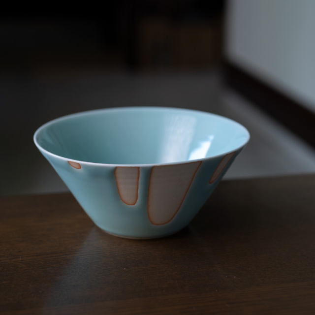 青白磁鉢（IH-045） 作家「市川博一」