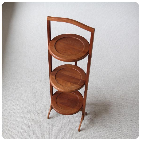 イギリス アンティーク 折りたたみ式 ケーキスタンド3段/木製