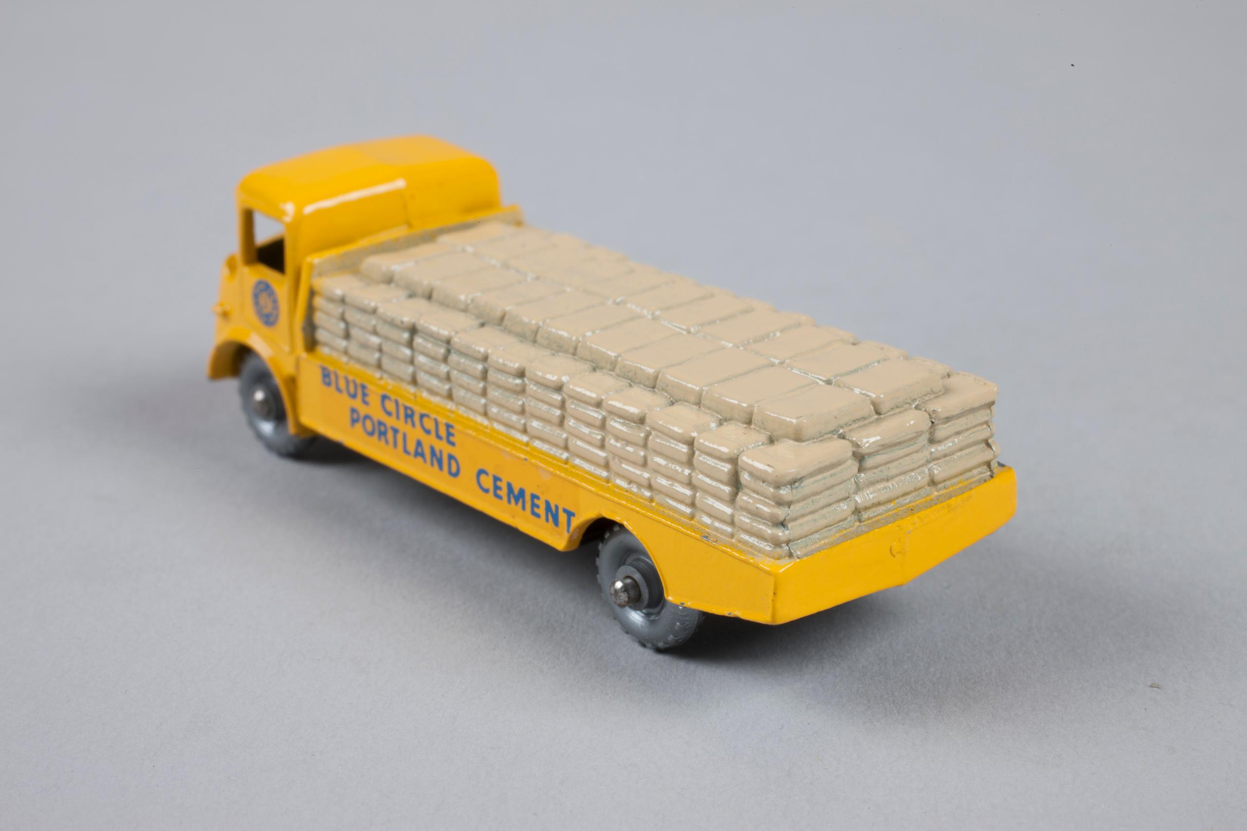 Powerhouse Collection - Toy Matchbox No 51a Albion Chieftain