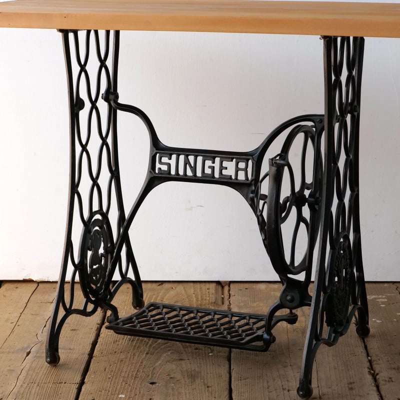 希少な網脚SINGERミシンのリメイクテーブル/sk.757 | SLOWHAND DEPAR