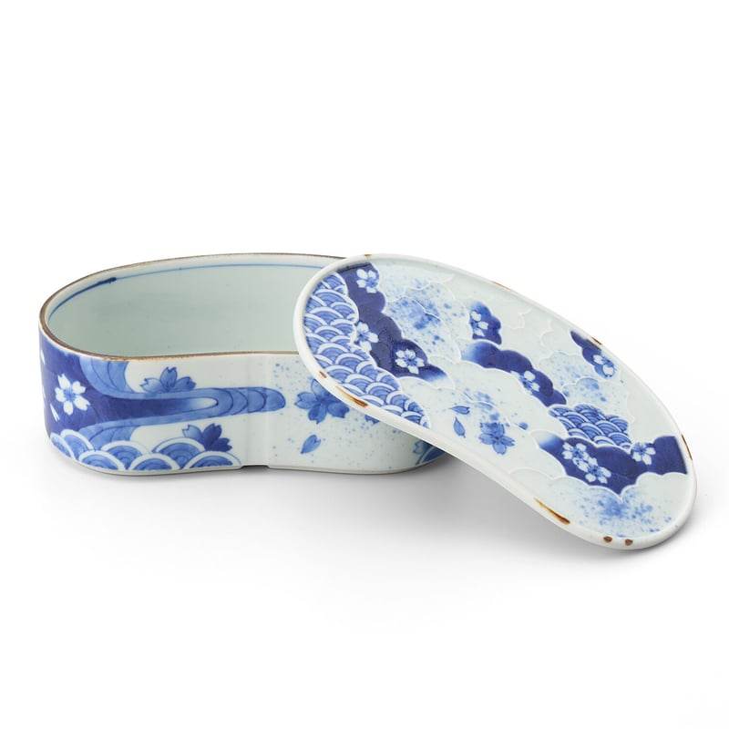 福泉窯 染付桜青海波繭型陶箱 | 高級美術有田焼 柳屋