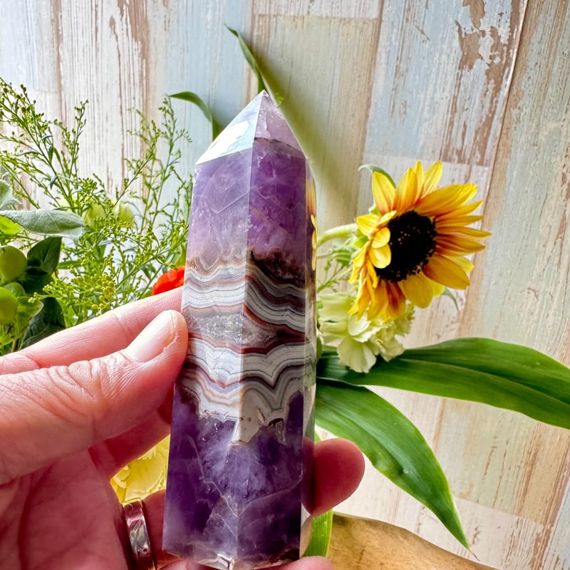 🌟虹の応援団：アメジストと瑪瑙の共生タワー 🌈💜 | Studio Kururi