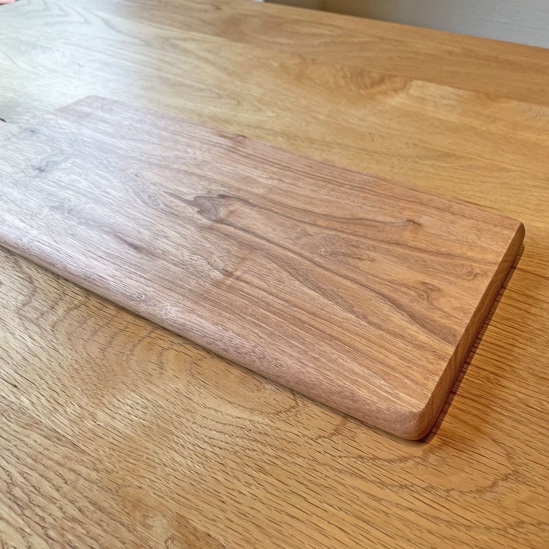カッティングボード470（チェリー） | 木と工房家具 Jクオリア