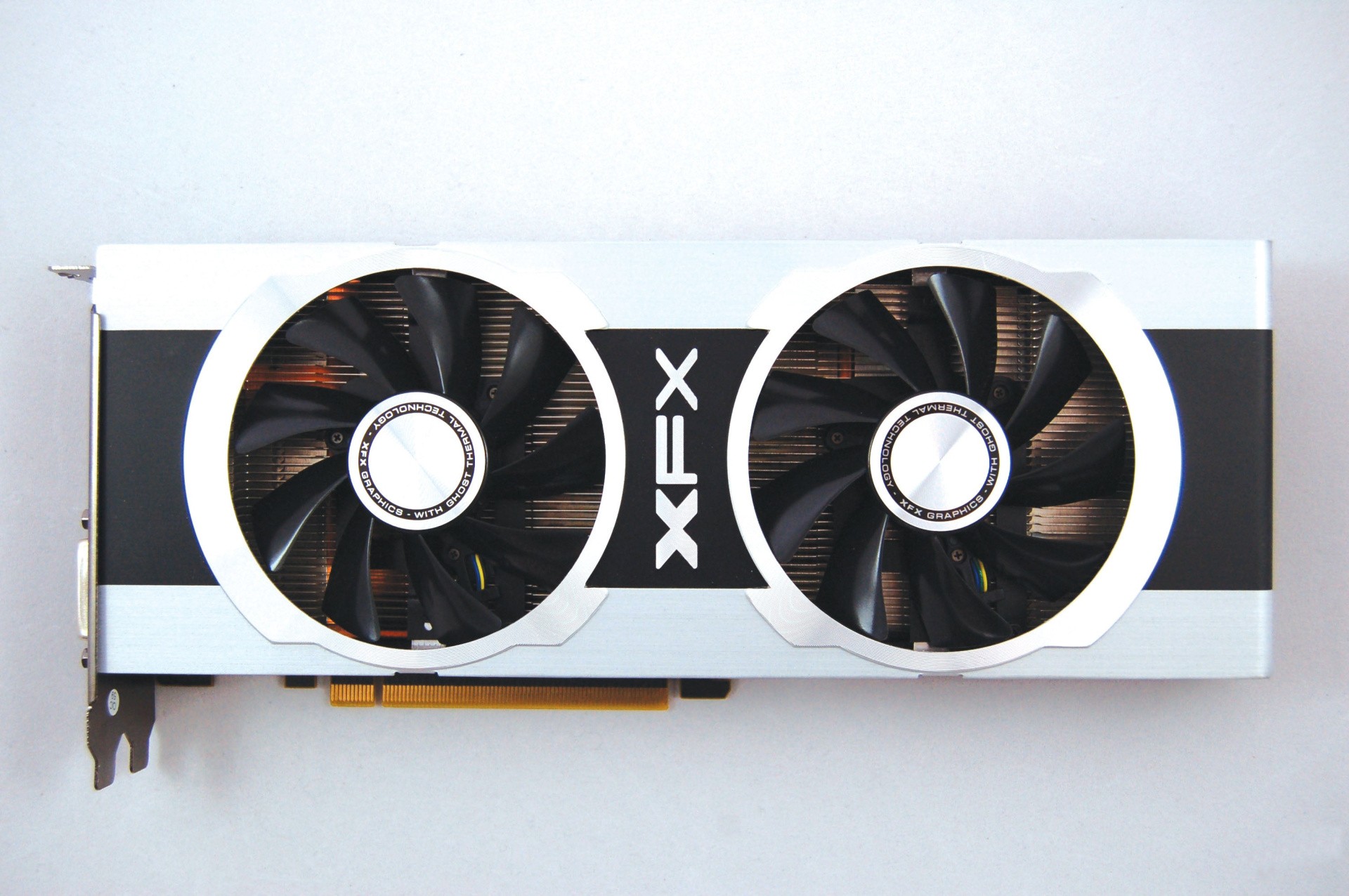 Radeon HD 7950 review | Digital Foundry