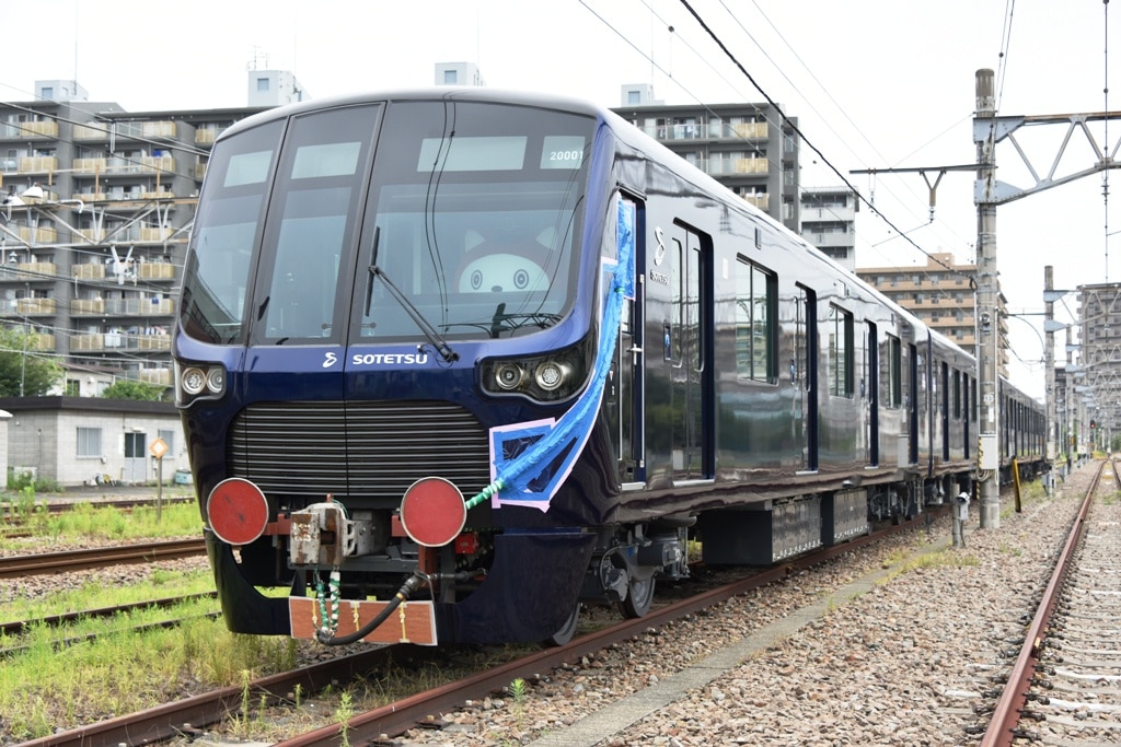 山口県から神奈川県まで輸送された相鉄の都心直通用 新型車両「20000系