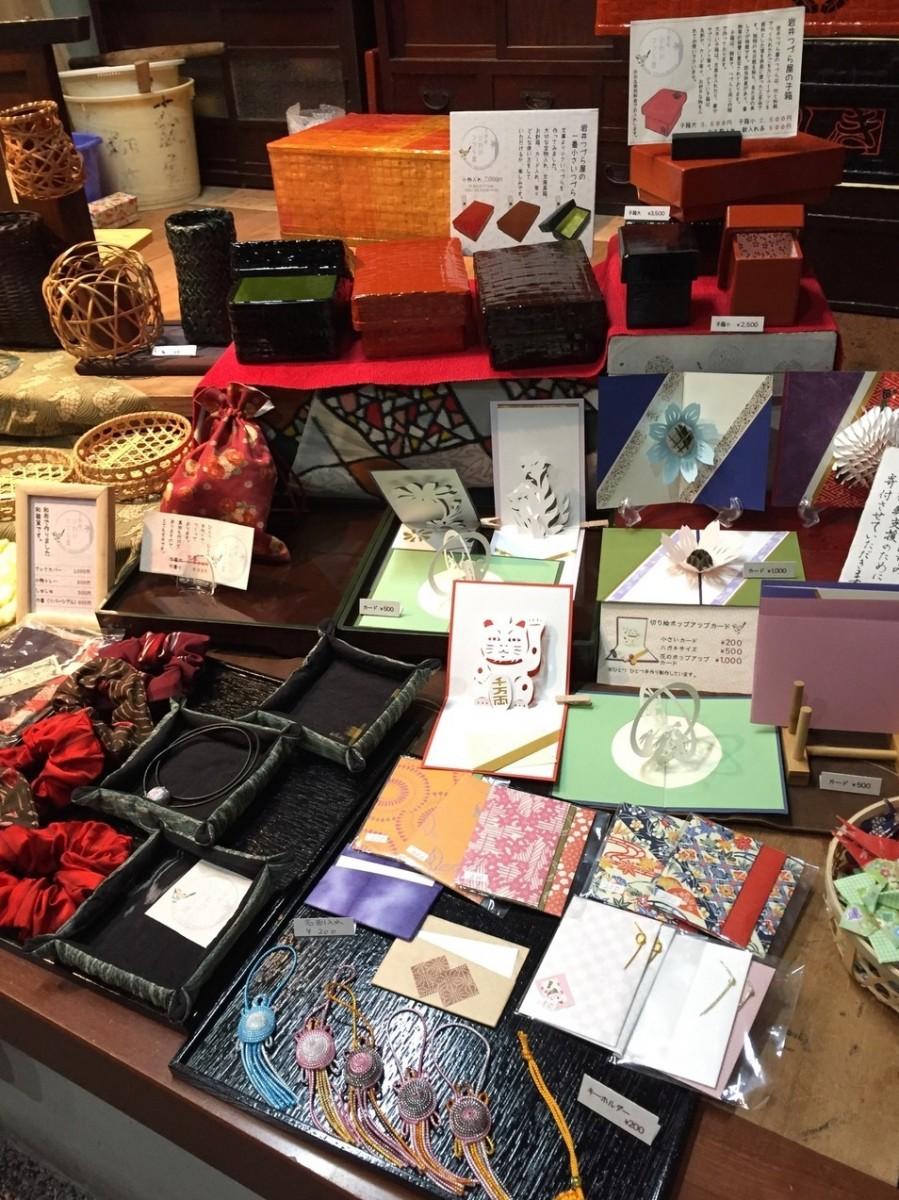 人形町、江戸末期創業の「岩井つづら屋」で和雑貨市 伝統の手仕事