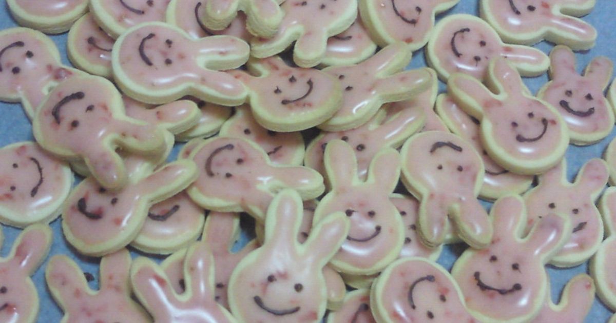 いちごのアイシングでうさぎクッキー by ＊。いちごみるく