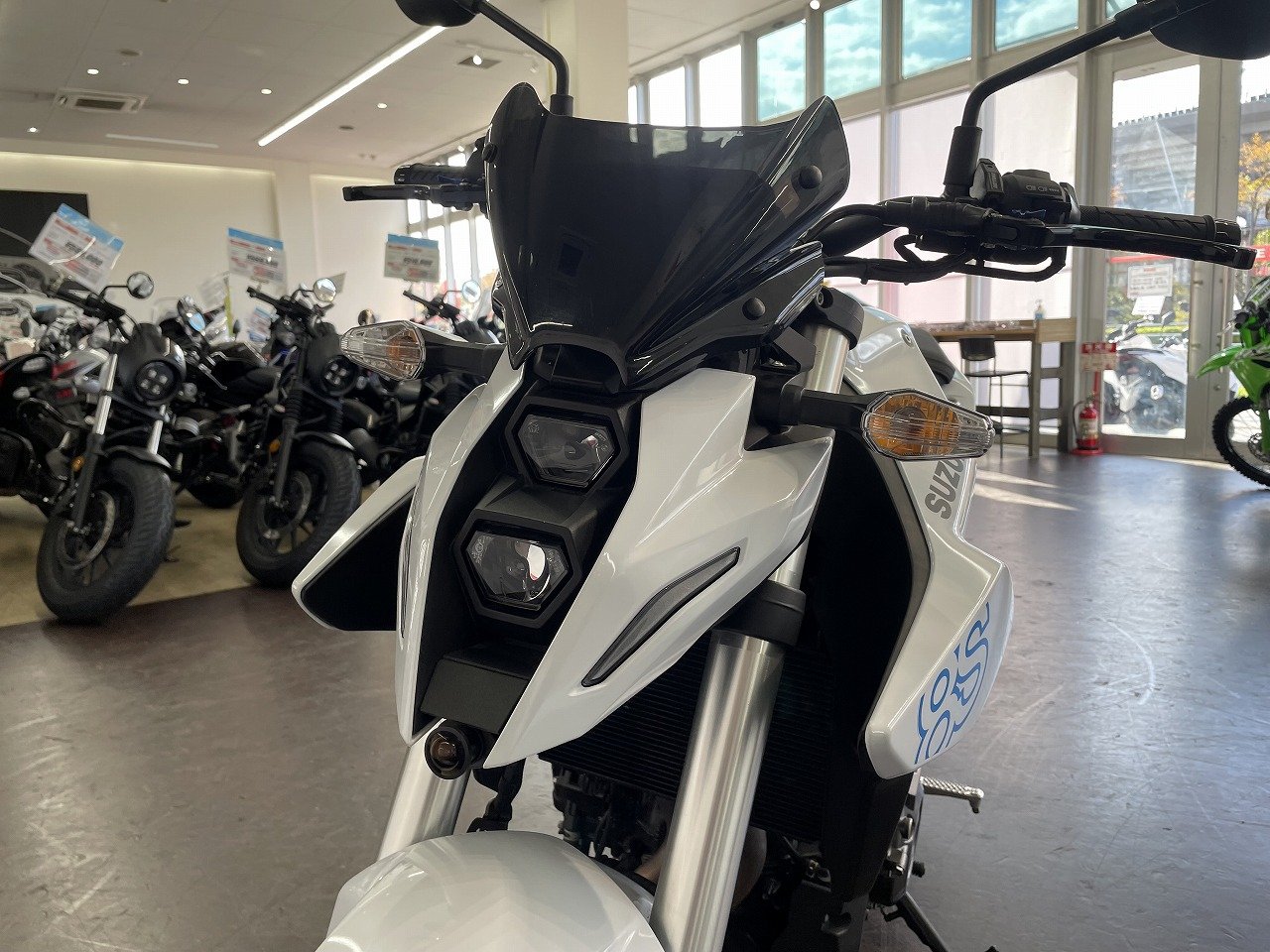 23405498.jpg?resize=600,450,ffffff