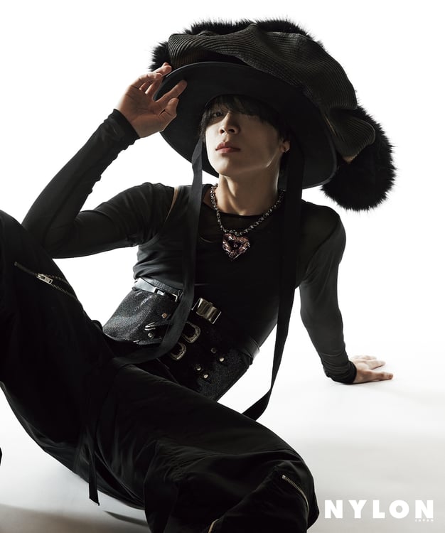 Sexy Zone松島聡の光と影「NYLON JAPAN」初登場 | JOYSOUND 音楽ニュース