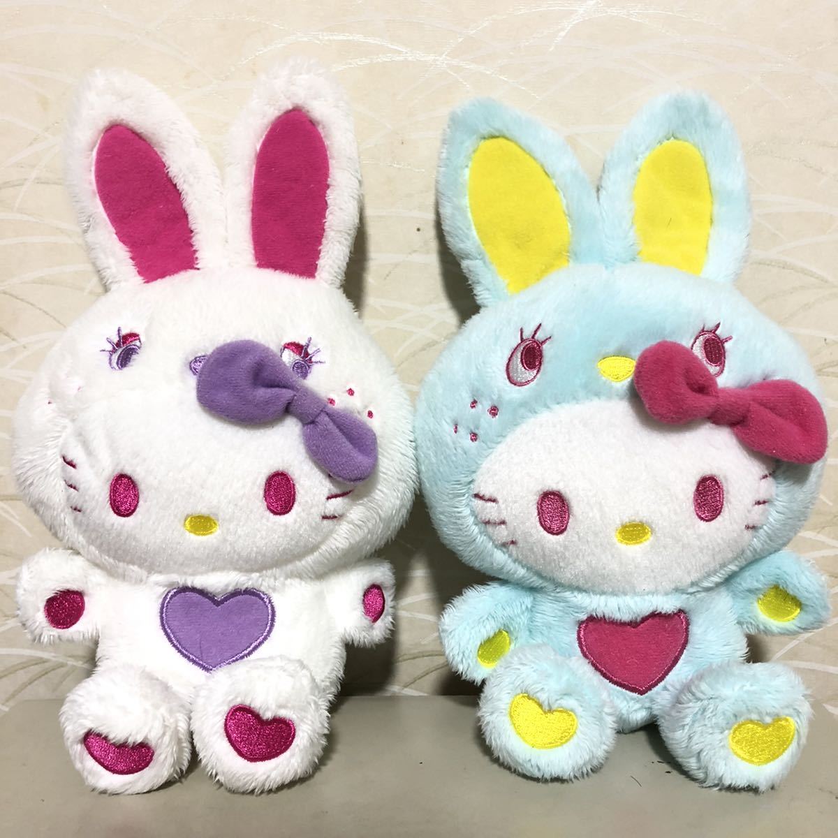 激レア‼️】サンリオ 平成 当時品 うさぎ着ぐるみ キティ ストラップ