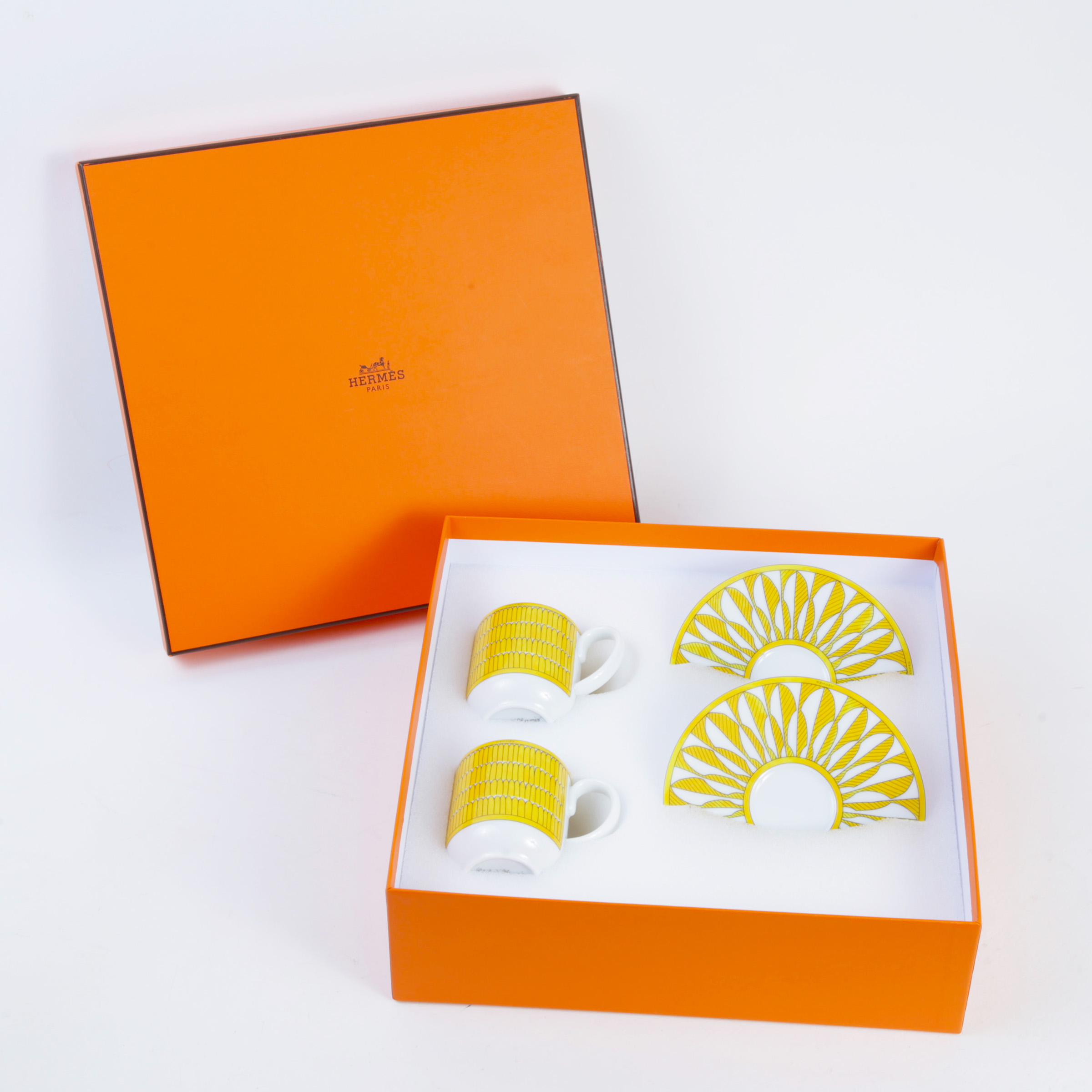 ランク N 新品 HERMÈS エルメス コーヒーカップ＆ソーサー 〈ソレイユ