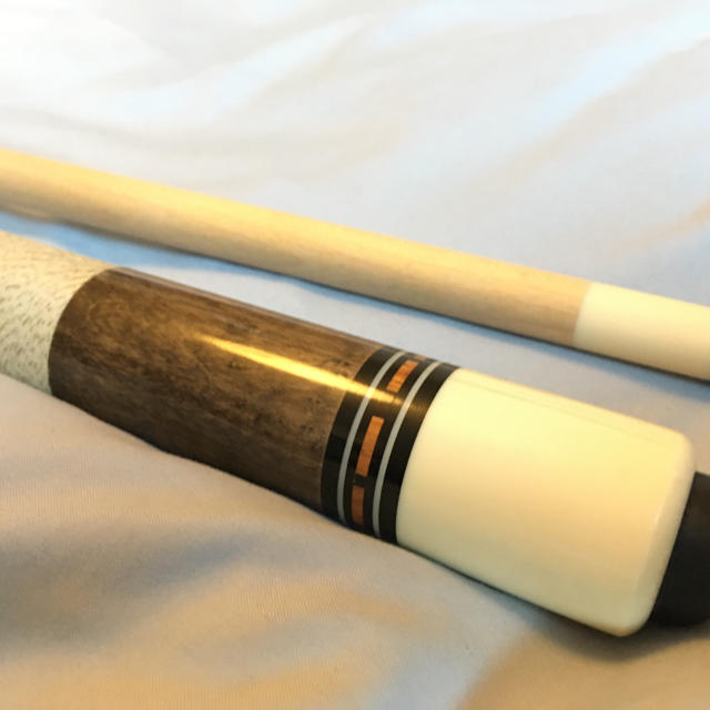 今だけ値下げ！アダム ヘルムステッター［Helmstetter］キュー＆ケース