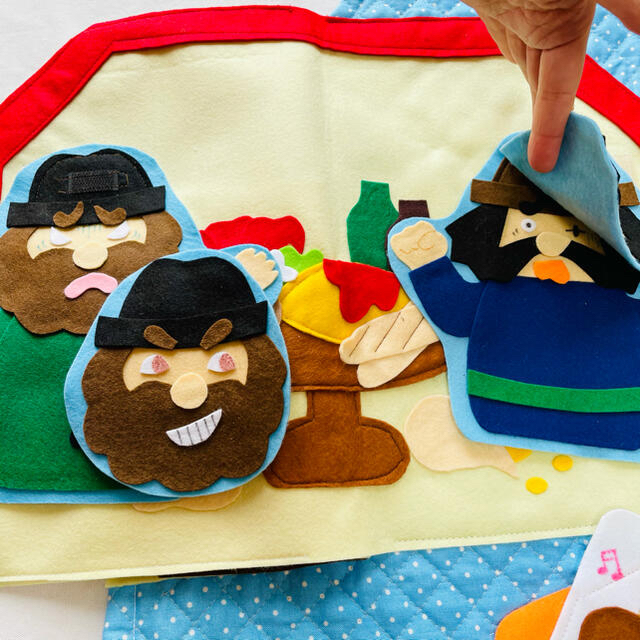 受付中】ブレーメンの音楽隊☆エプロンシアター台本つきの通販 by