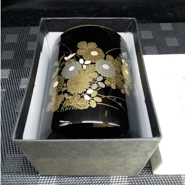 ☆a521、柳山作 高級蒔絵 漆工芸品 湯のみ 黒 ぽだんの通販 by 煩悩